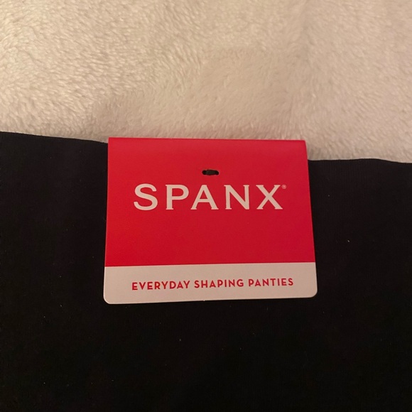 Spanx everyday shaping panties (2 pair) - Picture 3 of 4